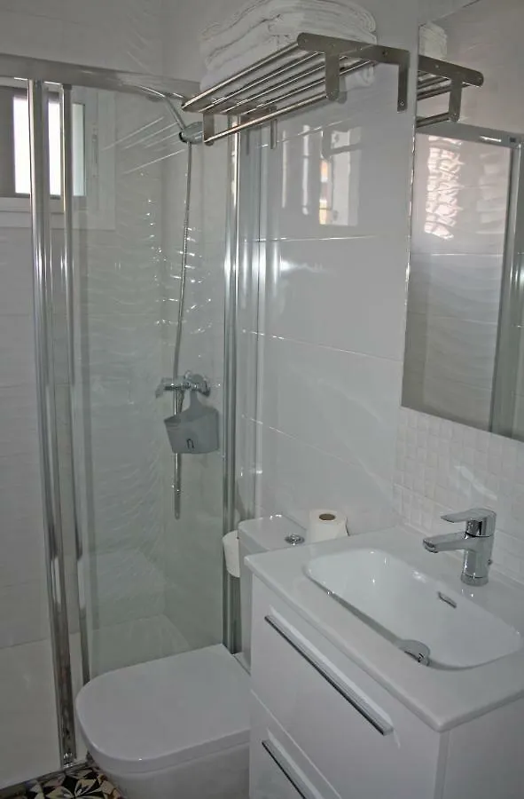 公寓 Apartamentos Angelita Plaza Beach 马拉加
