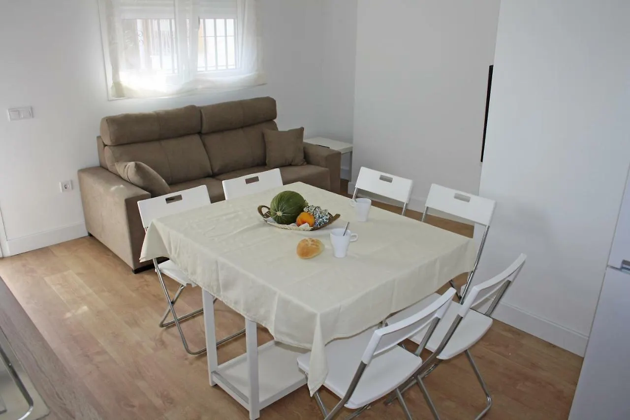 Apartamentos Angelita Plaza Beach 马拉加 公寓