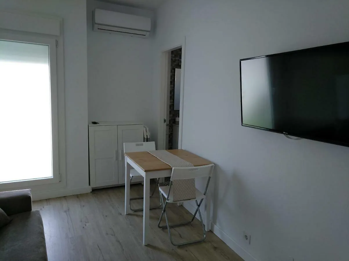 Apartamentos Angelita Plaza Beach 马拉加 0*,